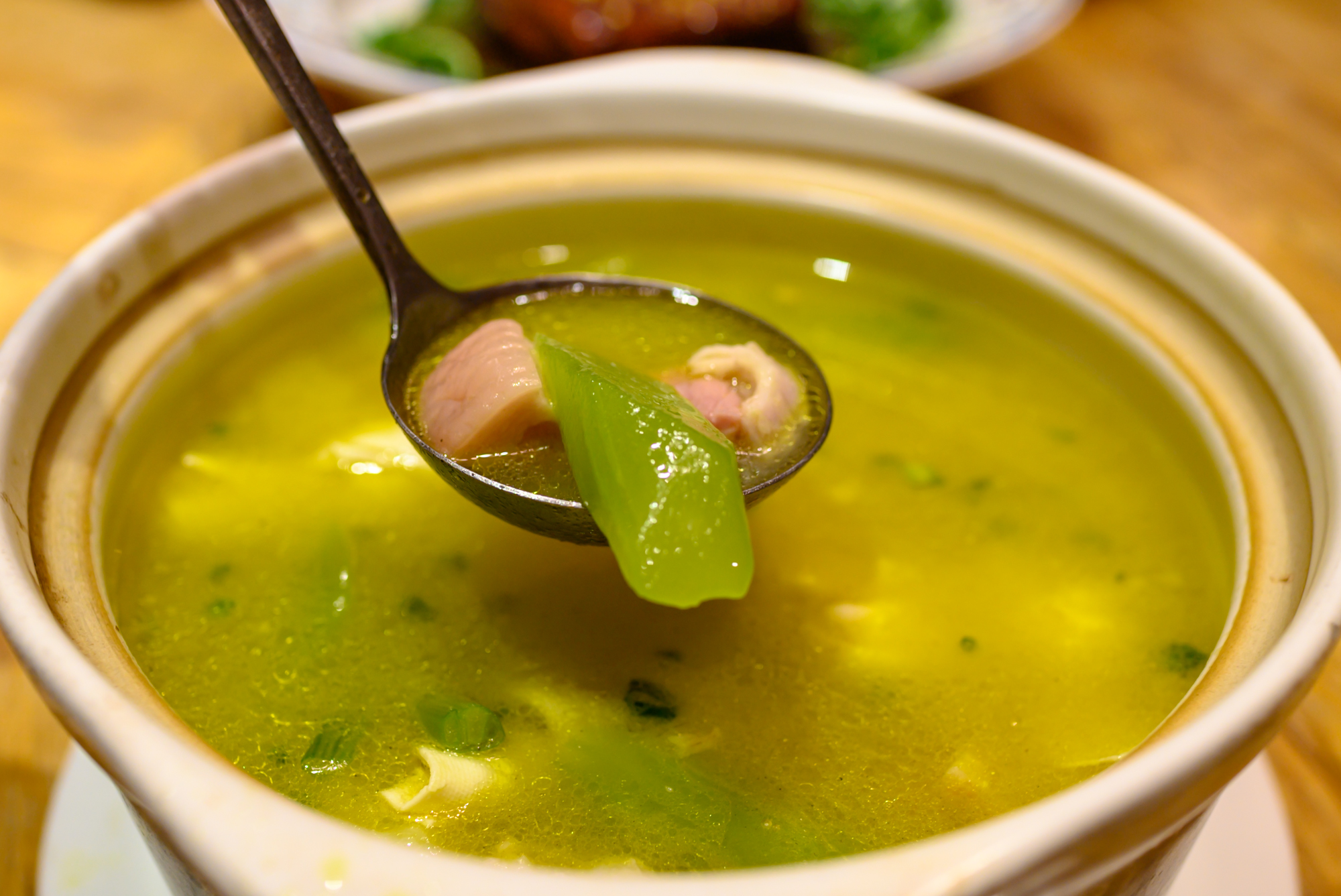 苏州洞庭东山苏帮菜,苏州小巷里好吃不贵的苏帮菜