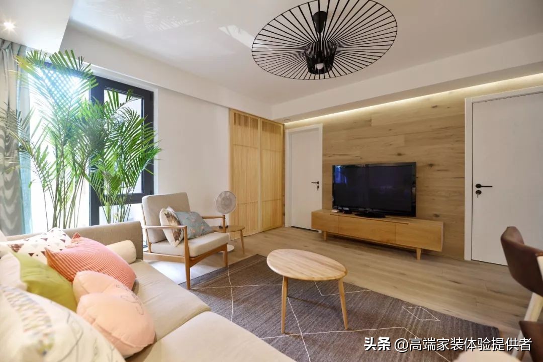 如何选择客厅灯吸顶灯,如何选择客厅的灯尺寸