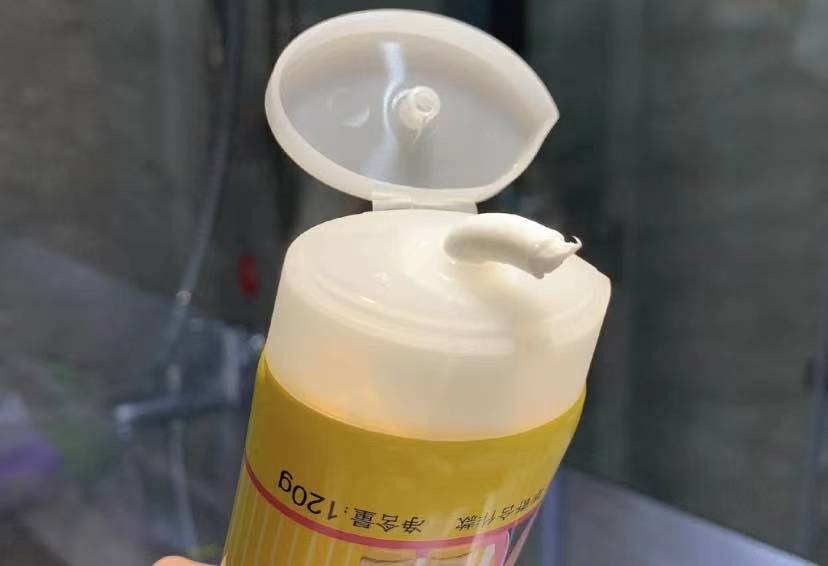 中老年用什么洗面奶洗脸更好,中老年干性皮肤美白祛斑洗面奶