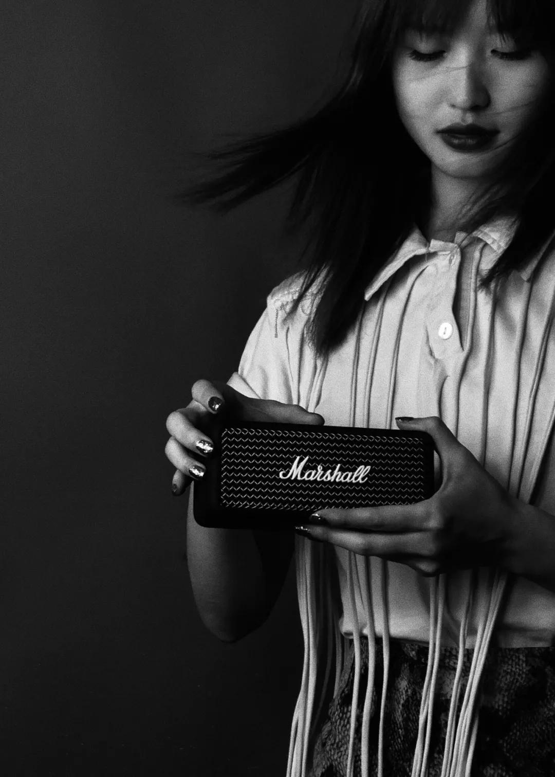 机械朋克风蓝牙音箱,顶级摇滚蓝牙音箱