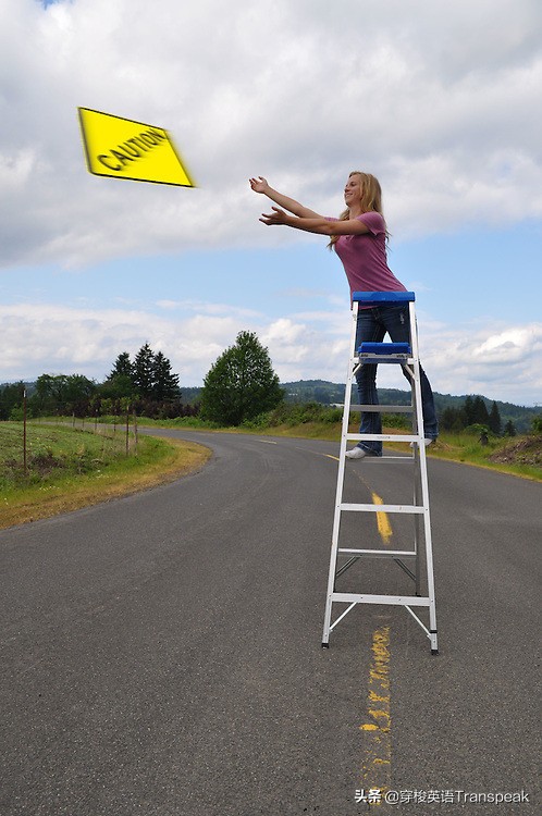 throwcautiontothewind把警告扔到风中？那真就是豁出去了