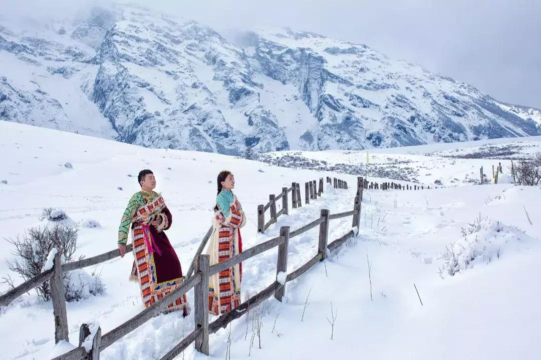 一定要和喜欢的人去丽江,有喜欢的人真好原唱完整版