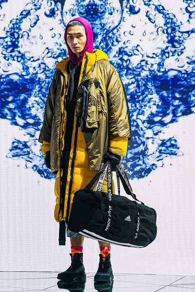 阿迪达斯ozweego春季新款,阿迪达斯新品来袭