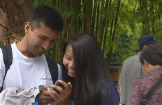 被国外领养长大后回中国寻亲,被美国人收养20年后寻亲