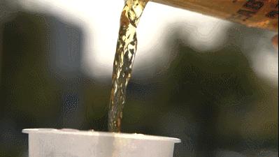 每次经过丰乐路,我都会下车买一杯舞茶道