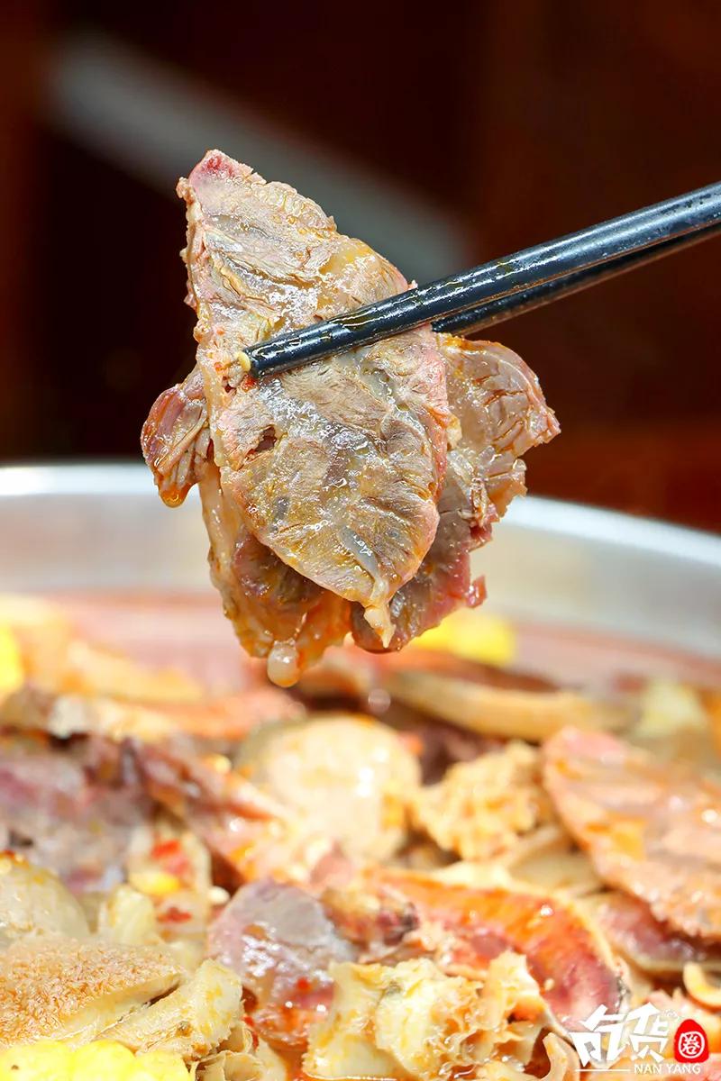 南阳老字号牛肉汤秘制烩面店,南阳第一家牛肉汤烩面