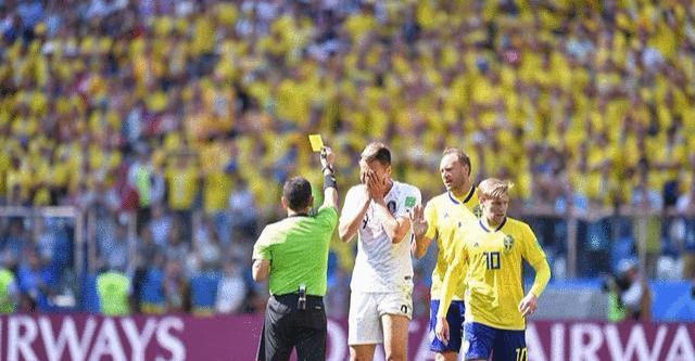 张琳芃被对手倒钩踢头,张琳芃被爆头