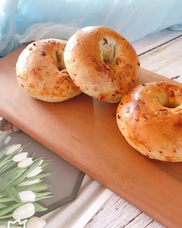 营养健康早餐搭配文字介绍,好吃的贝果方子