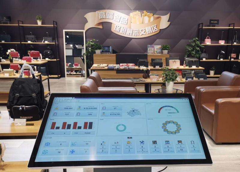 3500余种进博会同款商品五五折起？价目表记者拍下来了……