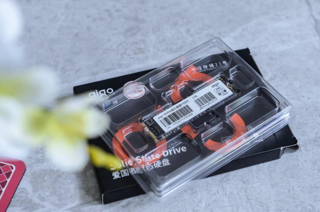 组装电脑怎么升级硬盘系统,组装电脑硬盘怎么扩容