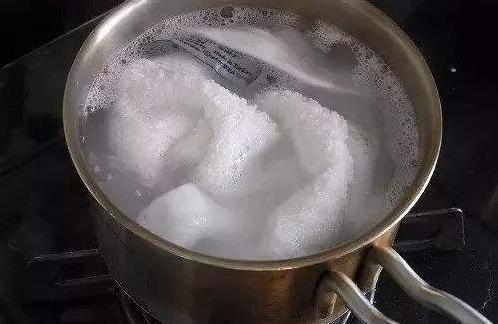 毛巾用久了又滑又臭,父母告诉我,这样洗干净还柔软,真实好用