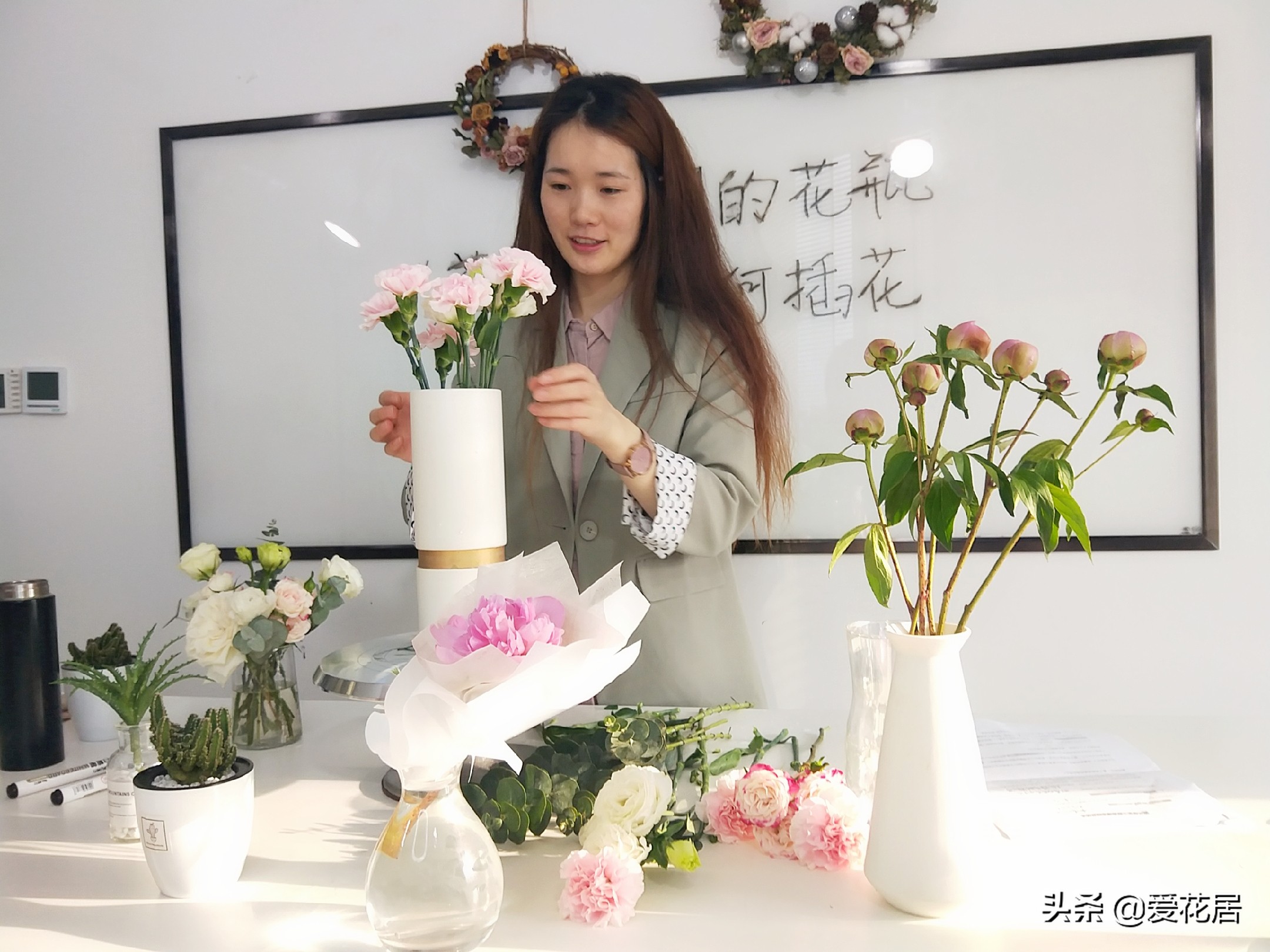 花瓶插花的基本技巧教程,好花瓶插花教程新手入门