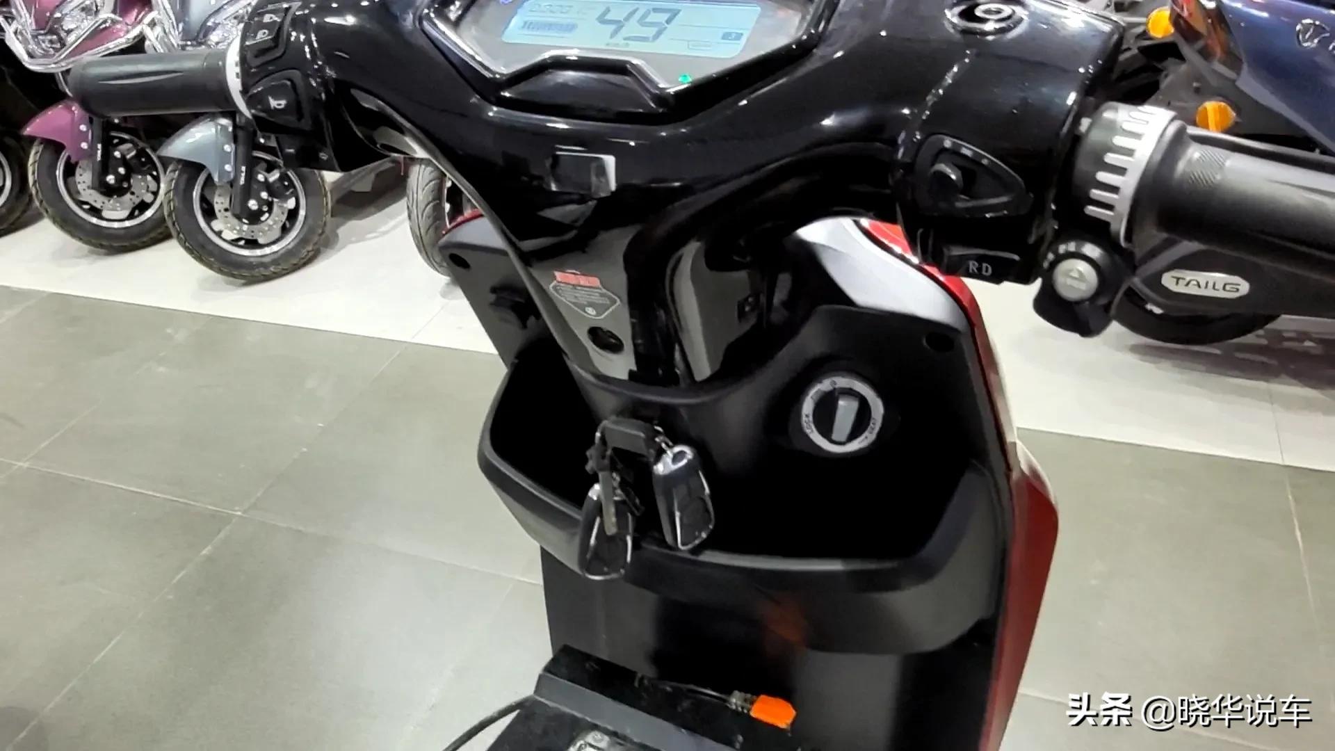 台铃虎贲电摩续航测试,台铃电摩虎贲超跑版