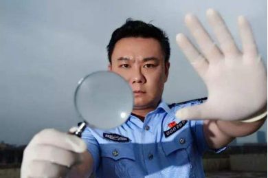 法医秦明第一季大宝被停职,法医秦明之幸存者秦明为什么停职