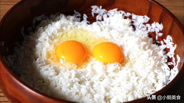 简单的大米发糕,简单零失败的玉米面白面发糕