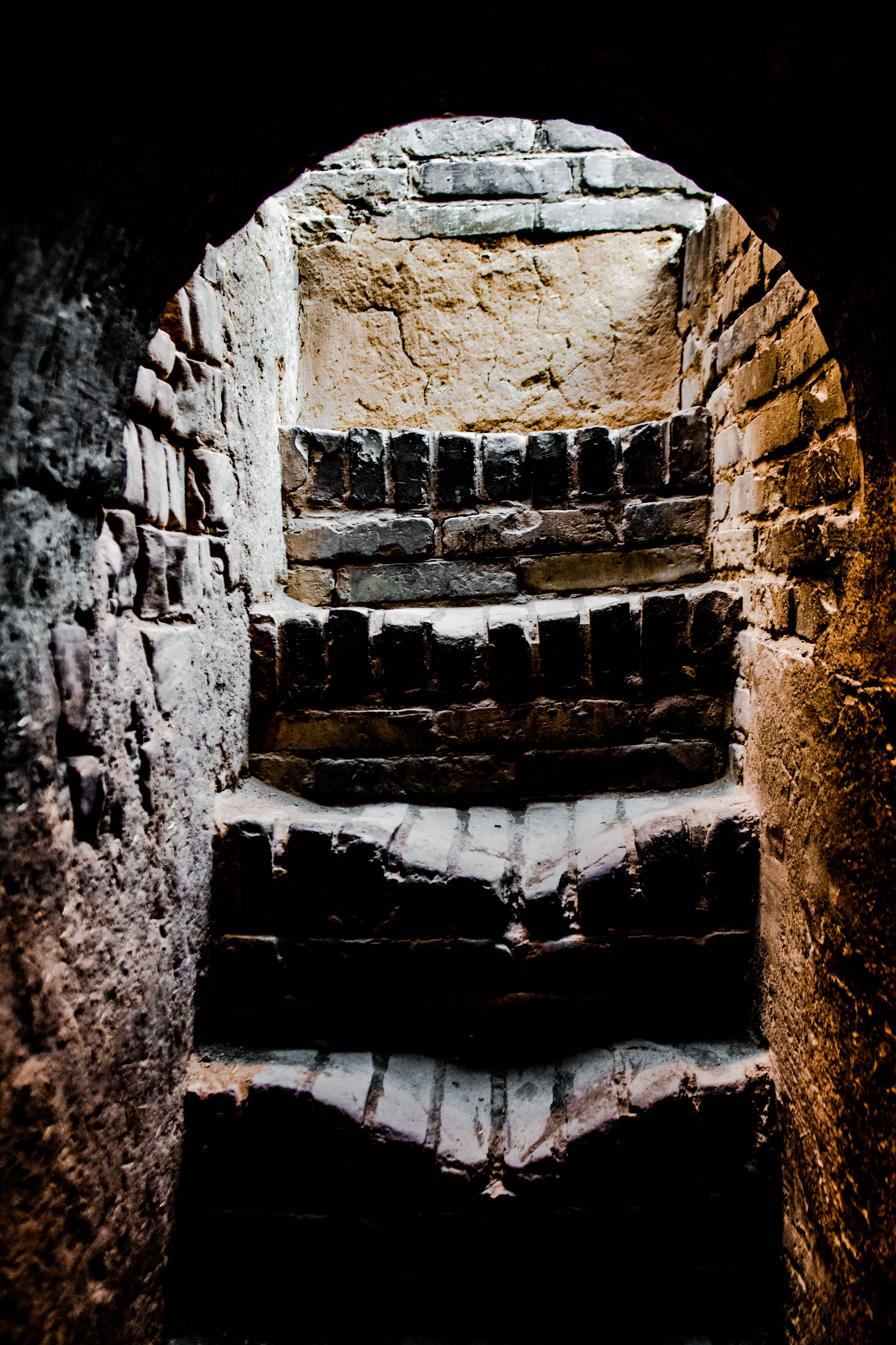 中国最难爬的悬崖,攀登最难爬的长城图