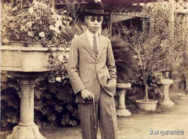 走进末代皇帝溥仪旧居,末代皇帝溥仪居住地照片