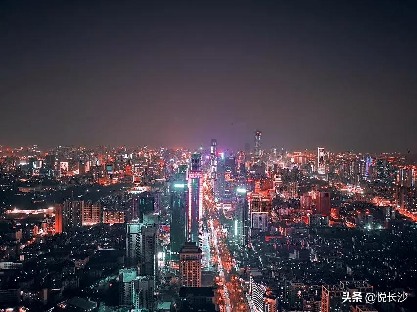 炸天!网红长沙城市地标来袭,自带热搜体质,全城都沸腾了……