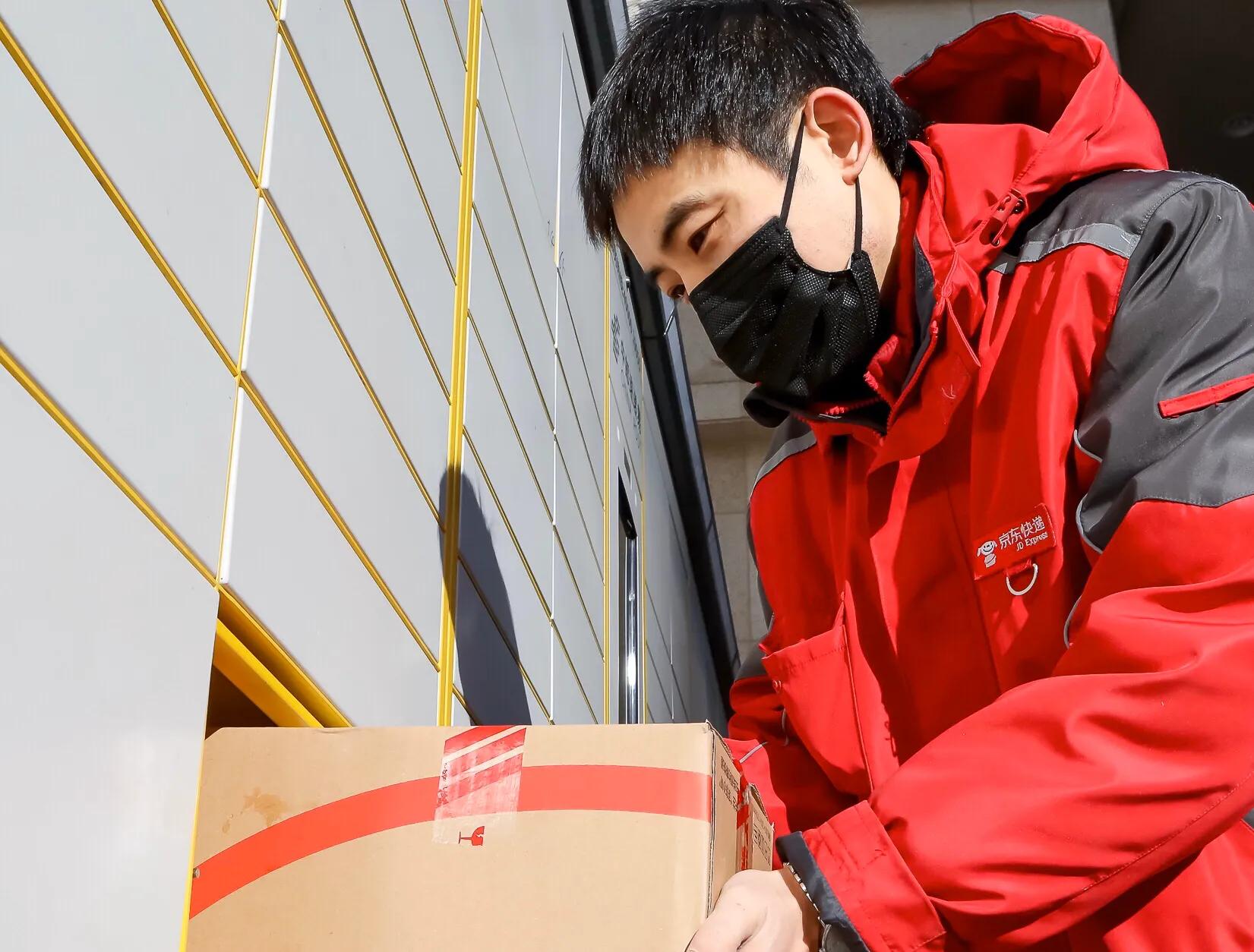 刘强东的背后,描述刘强东对于京东的贡献