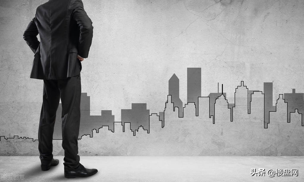 毛利率下滑,开发商生存压力加大,房产大佬也开始离场