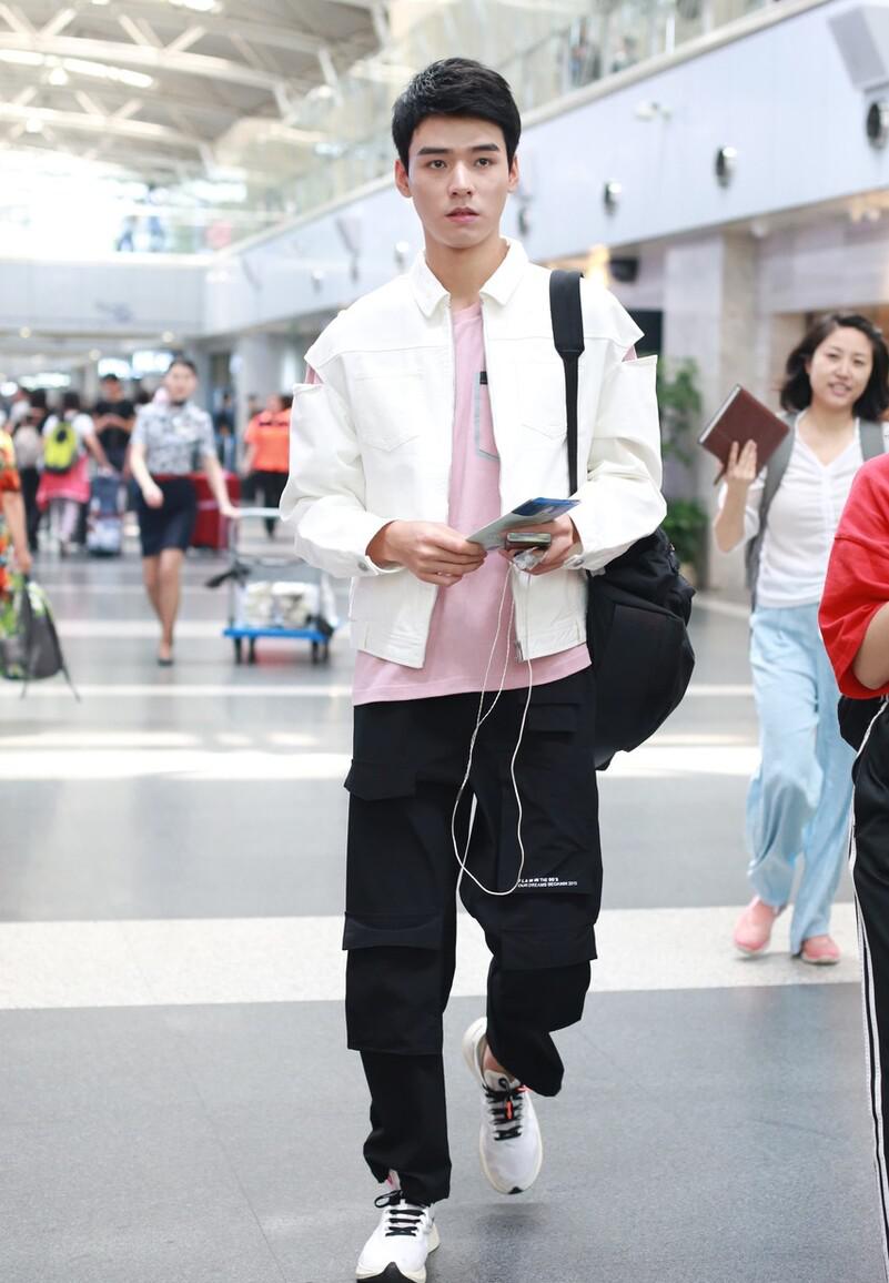 男人腿太细怎么练,男人腿细怎样搭配衣服