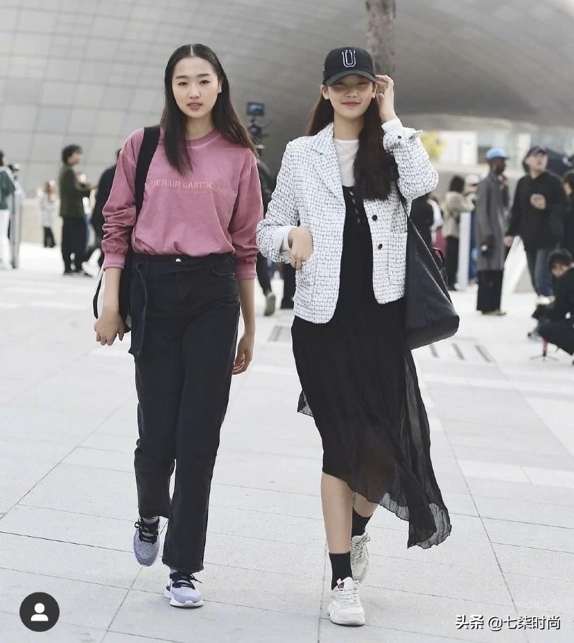 2021跟着韩剧学穿搭,跟着韩剧学穿搭休闲风衣