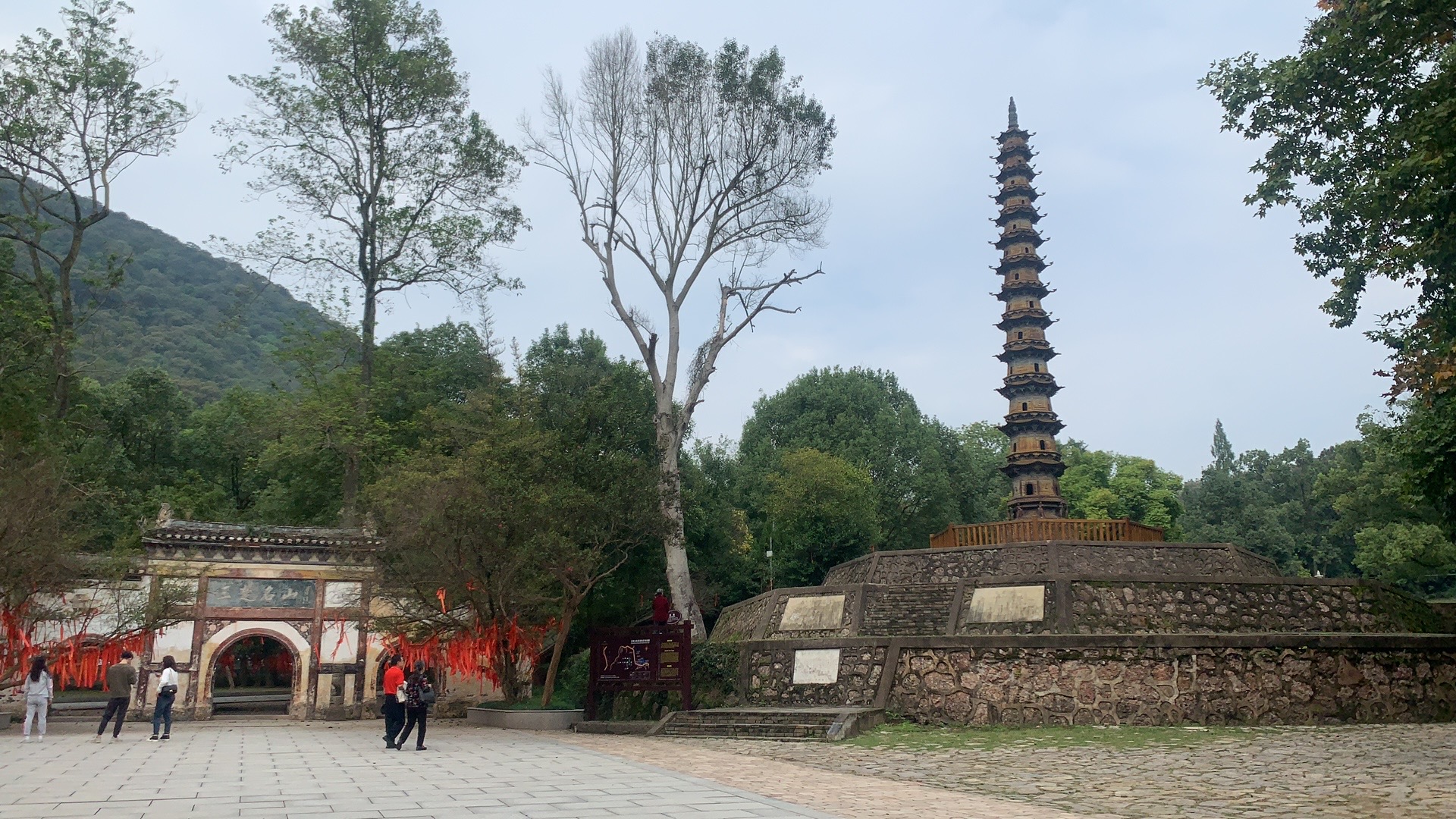 玉泉寺铁塔叫什么名字,玉泉寺铁塔舍利子