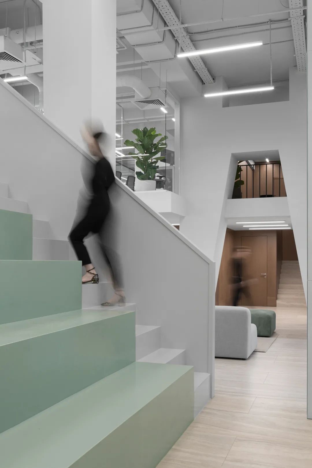 个性化高端办公空间设计200平方米,新型商业办公空间设计表现方法