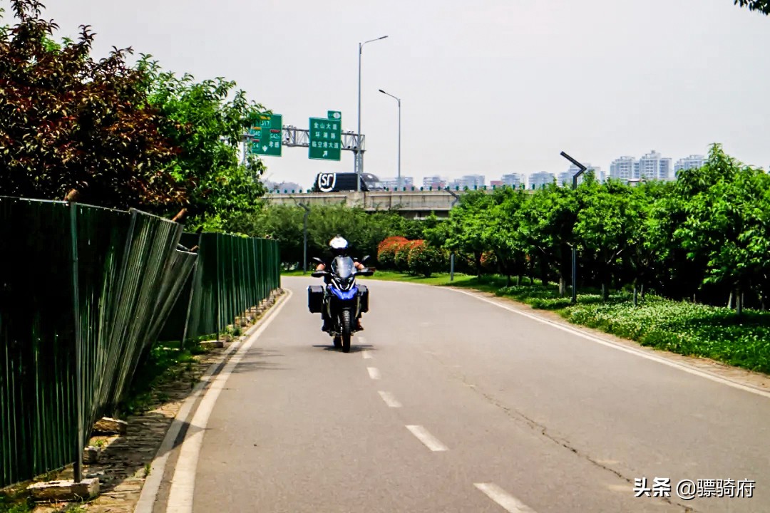 凯越500x单摇臂和本田cb400x,凯越500x单摇臂和凯越525的区别