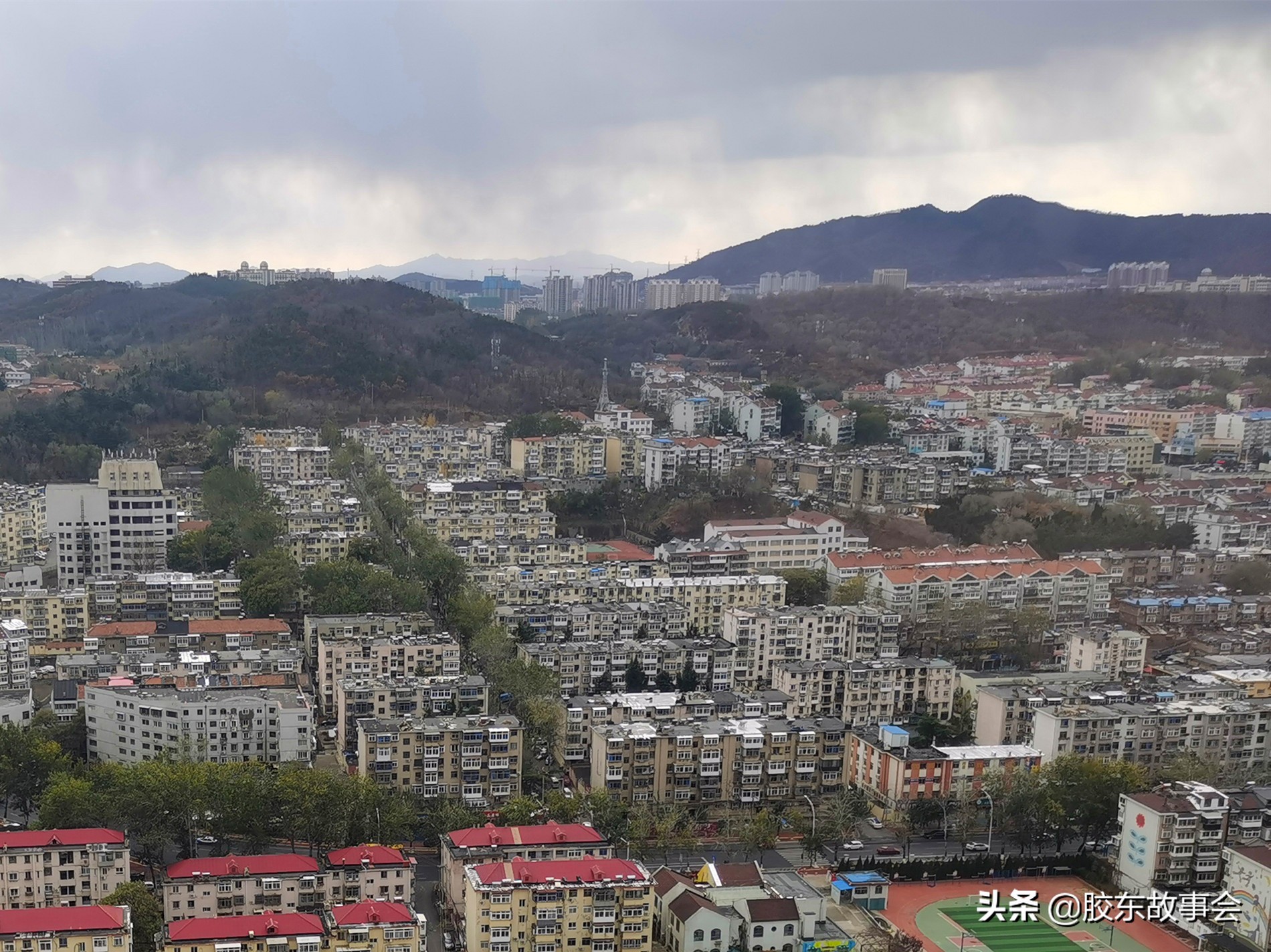俯视烟台莱山区,烟台芝罘区俯瞰图