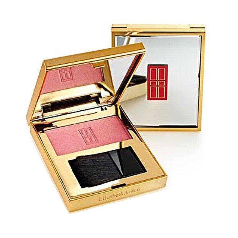 想要底妆细腻服帖不卡粉,底妆秘诀零毛孔无暇底妆至关重要