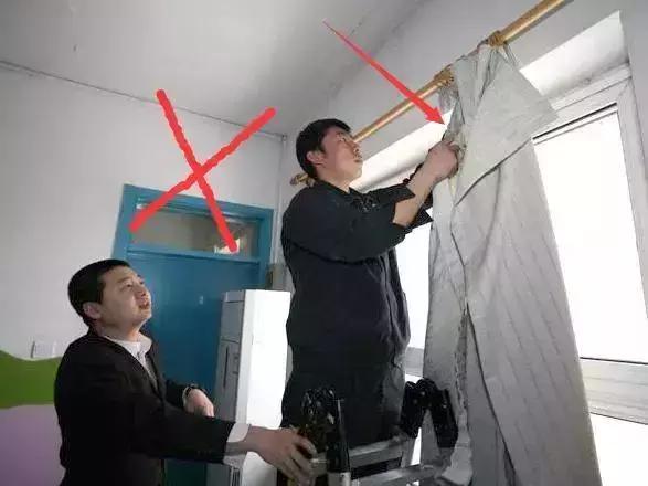 窗帘多年没洗很脏用什么方法,窗帘怎么洗小诀窍