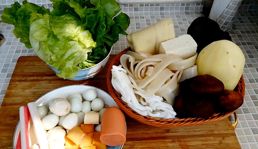 在家做麻辣烫试试这个方法,麻辣烫咋做才能做出麻辣的味道