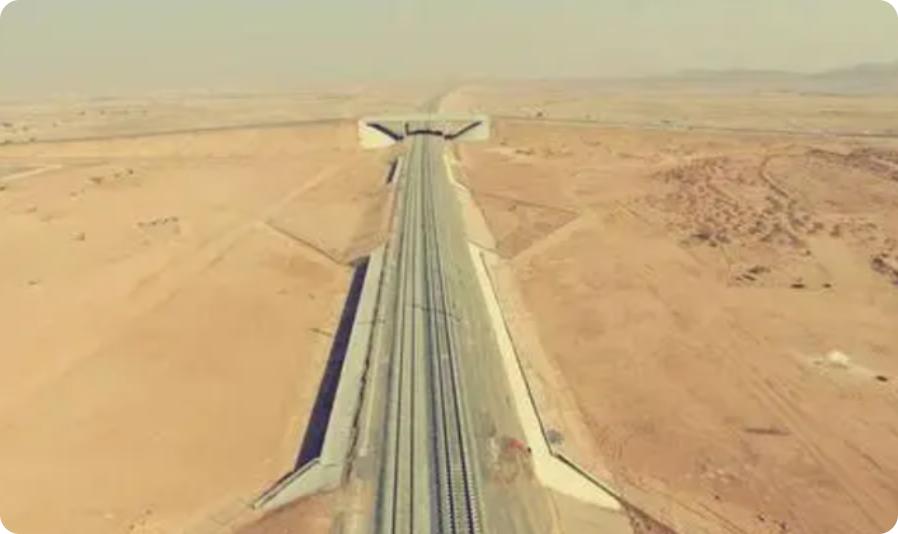 高铁“手撕钢”横空出世,中国还有哪些闻名世界的技术?