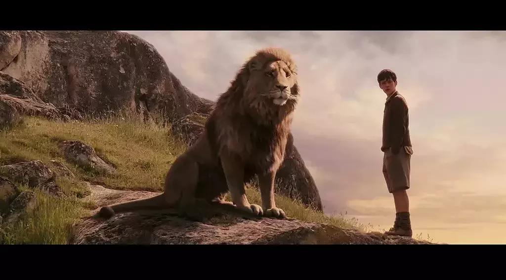 纳尼亚传奇是一本什么样的书,哈利波特纳尼亚传奇哪个地位高