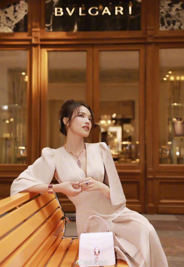 舒淇如何评价赵薇,舒淇如何评价黄渤