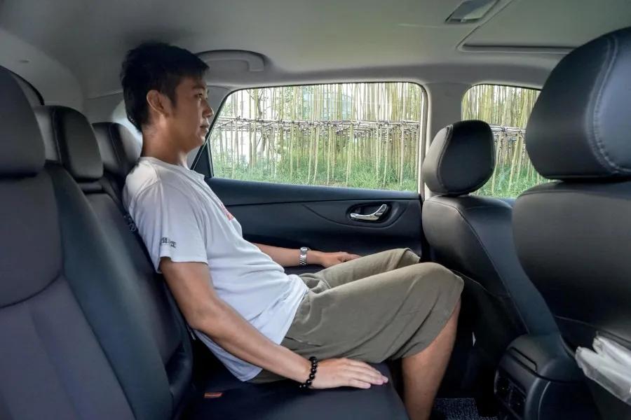 日产骐达试驾:新款上市增配喜人,家用很实在