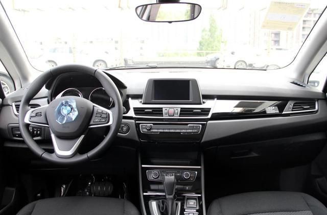 宝马2系旅行车值吗?驾驶10500公里后,车主憋了几句话要说