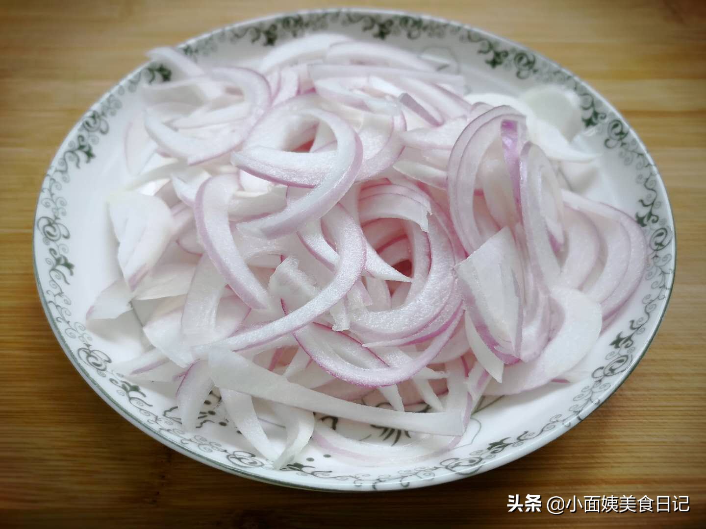 夏天来了做一份凉拌菜爽口又下饭,夏天就喜欢吃这6道凉拌菜