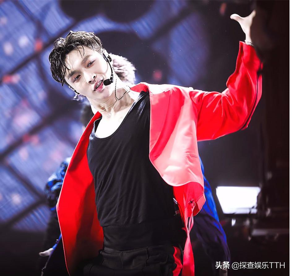 张艺兴新发色银色,张艺兴银色发型图片