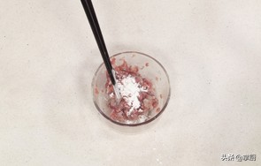 鲜嫩q弹的虾仁,馅大皮薄的虾仁馄饨