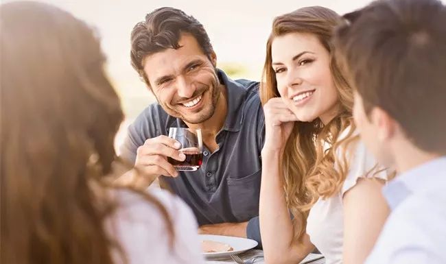 心情不好时为什么想抽烟,心情不好就想喝酒