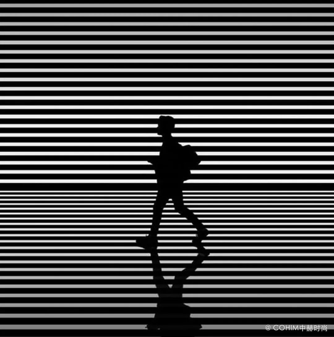 设计师助理是苦力吗,设计师助理挣不到钱想做个兼职