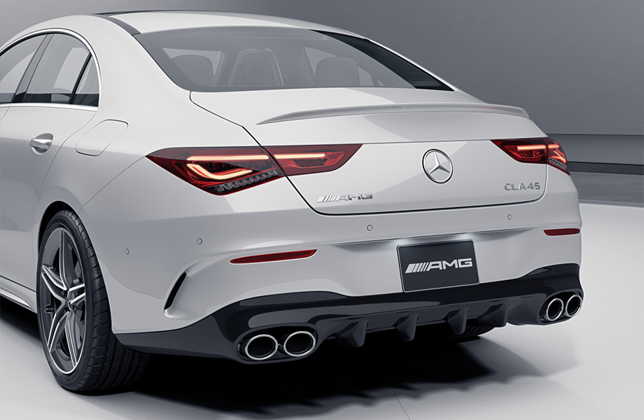 地表最强小四门轿跑来了！聊聊全新的CLA45AMG
