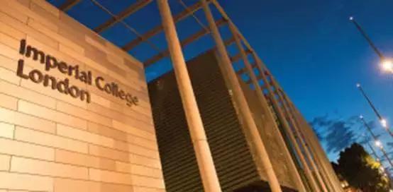 这个专业的应届生火了！年薪80万，没出校门就被挖走！