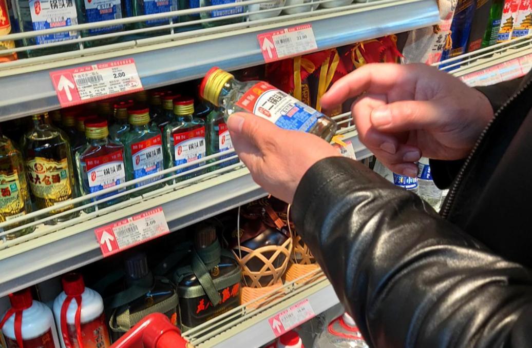 超市什么白酒卖得最好,超市常见的白酒有哪些