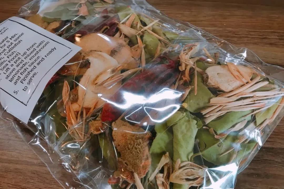 这顿灵魂日料背后的人和故事，连陈晓卿都为之动容