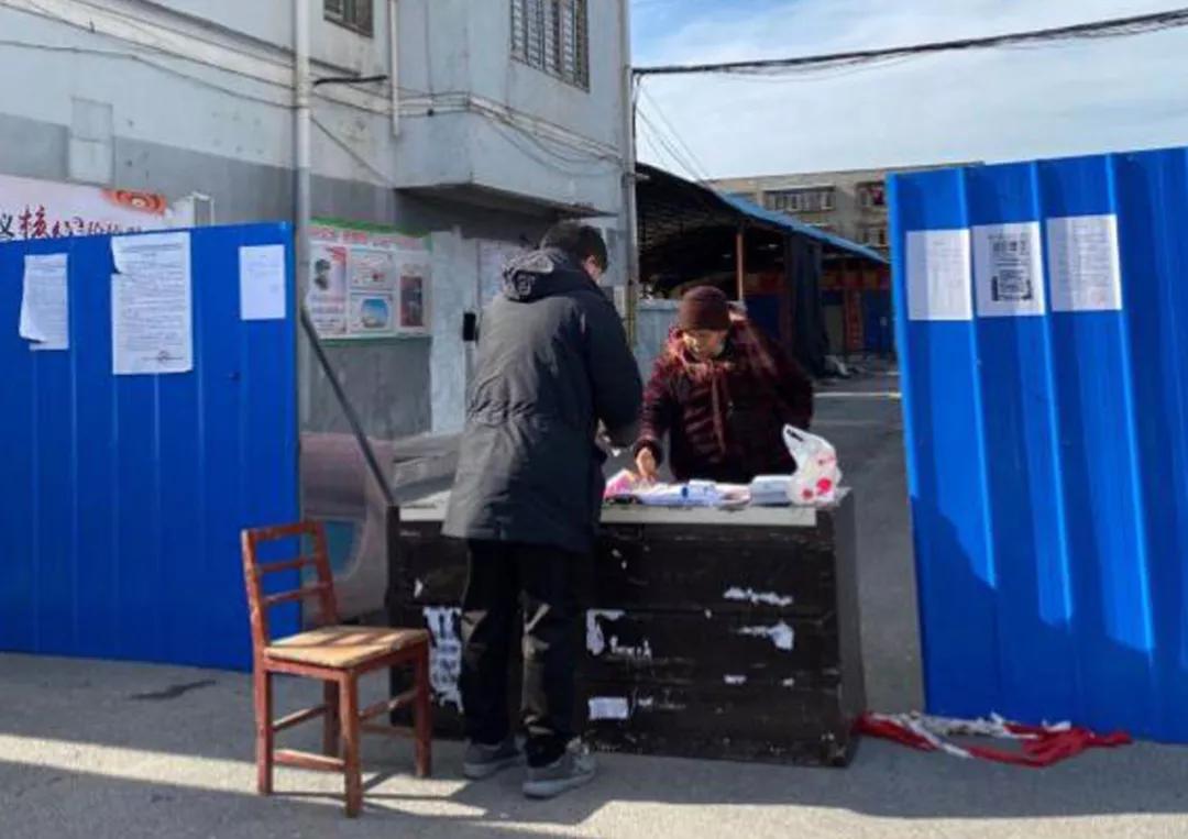 战疫一线检察蓝,坚守战疫一线党员