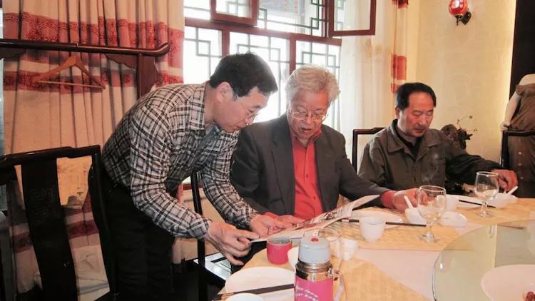 掌上乾坤指间生花世界级艺术家-贾同辉的“指墨”风釆