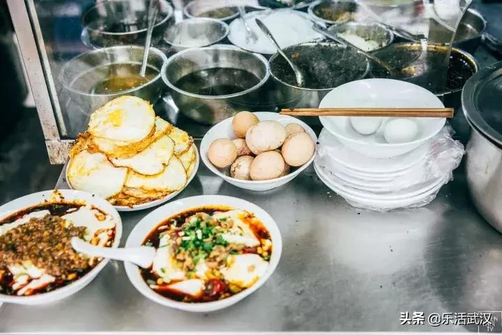 武汉美食牛肉面20块一碗,武汉好吃的老碗面